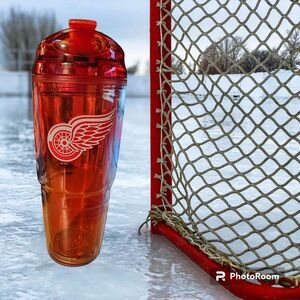 Detroit Red Wings Tumbler‎ w/Lids Clear & Red